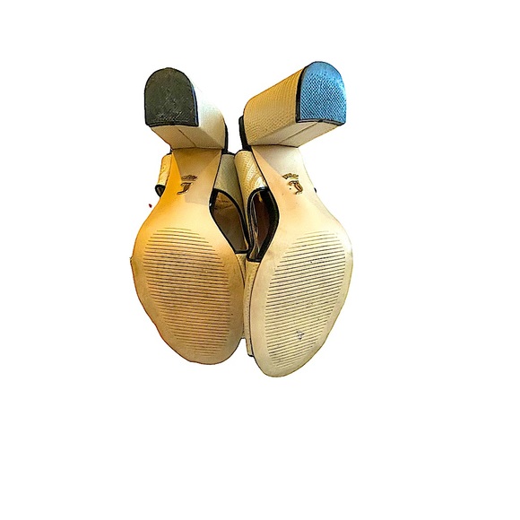 Juicy Couture Lace Up Open Toe Heels Size 10 - Picture 6 of 16